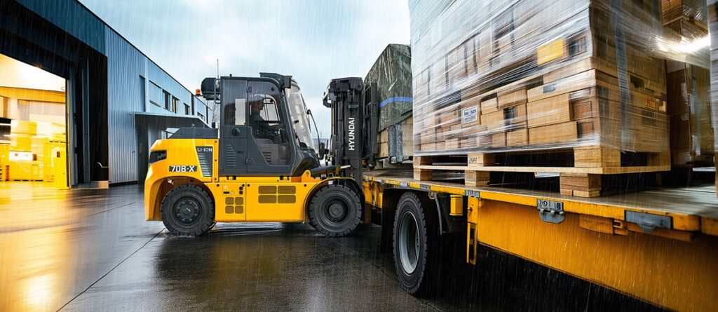 Hyundai B-X: premio Prodotto dell’Anno 2025 per i carrelli elevatori elettrici ad alta tensione | Penchini